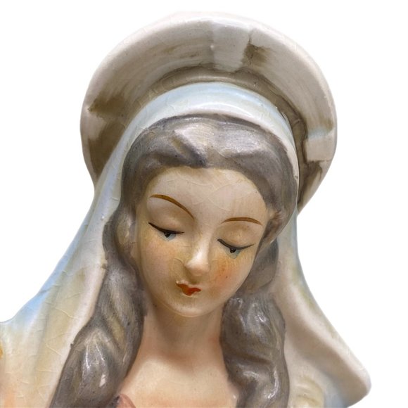 Madonna & Child Sankyo Music Box plays "Ave Maria" Revolves Vintage - Picture 5 of 12